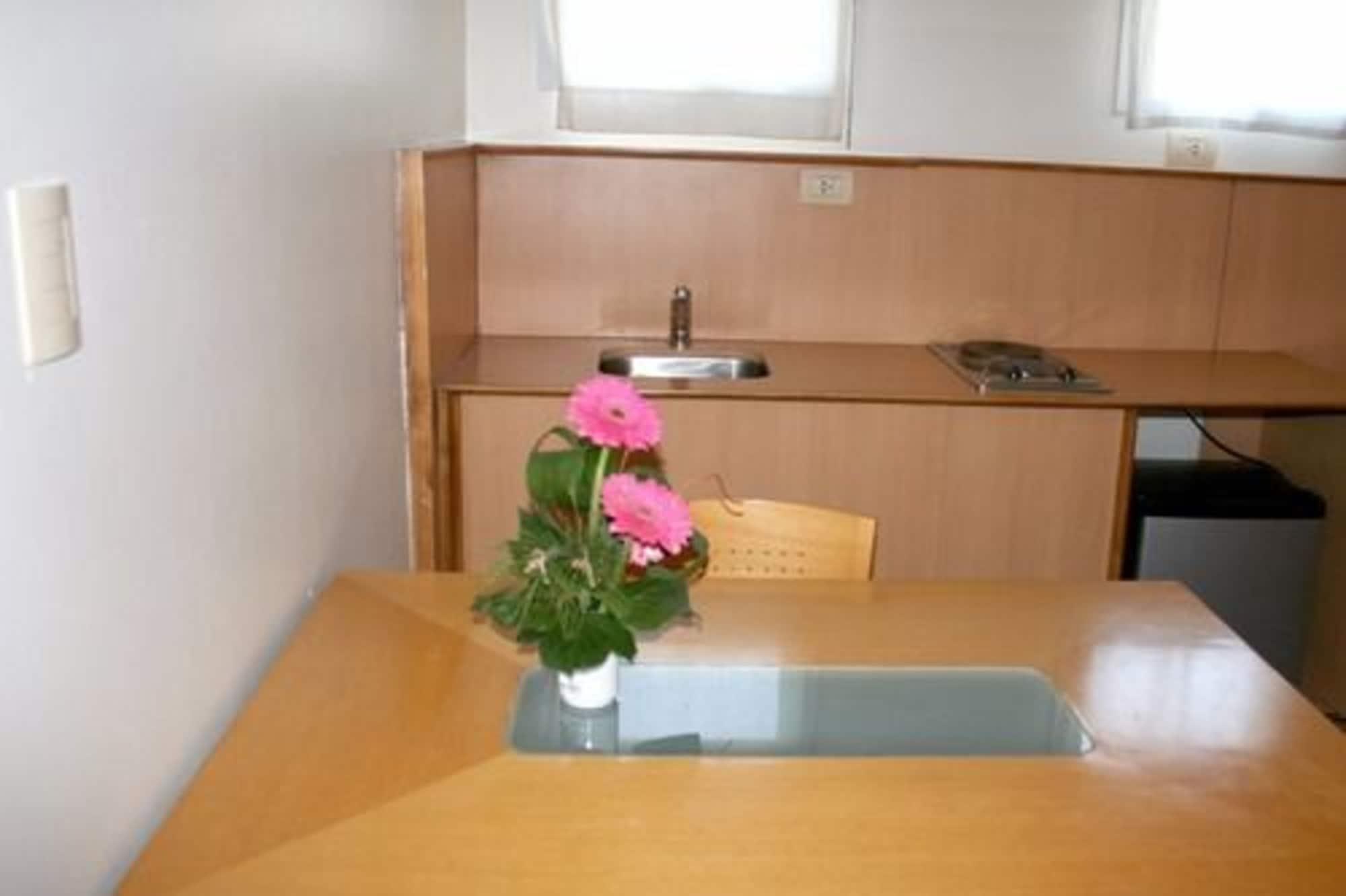 Urbana Suites Мендоса Екстериор снимка