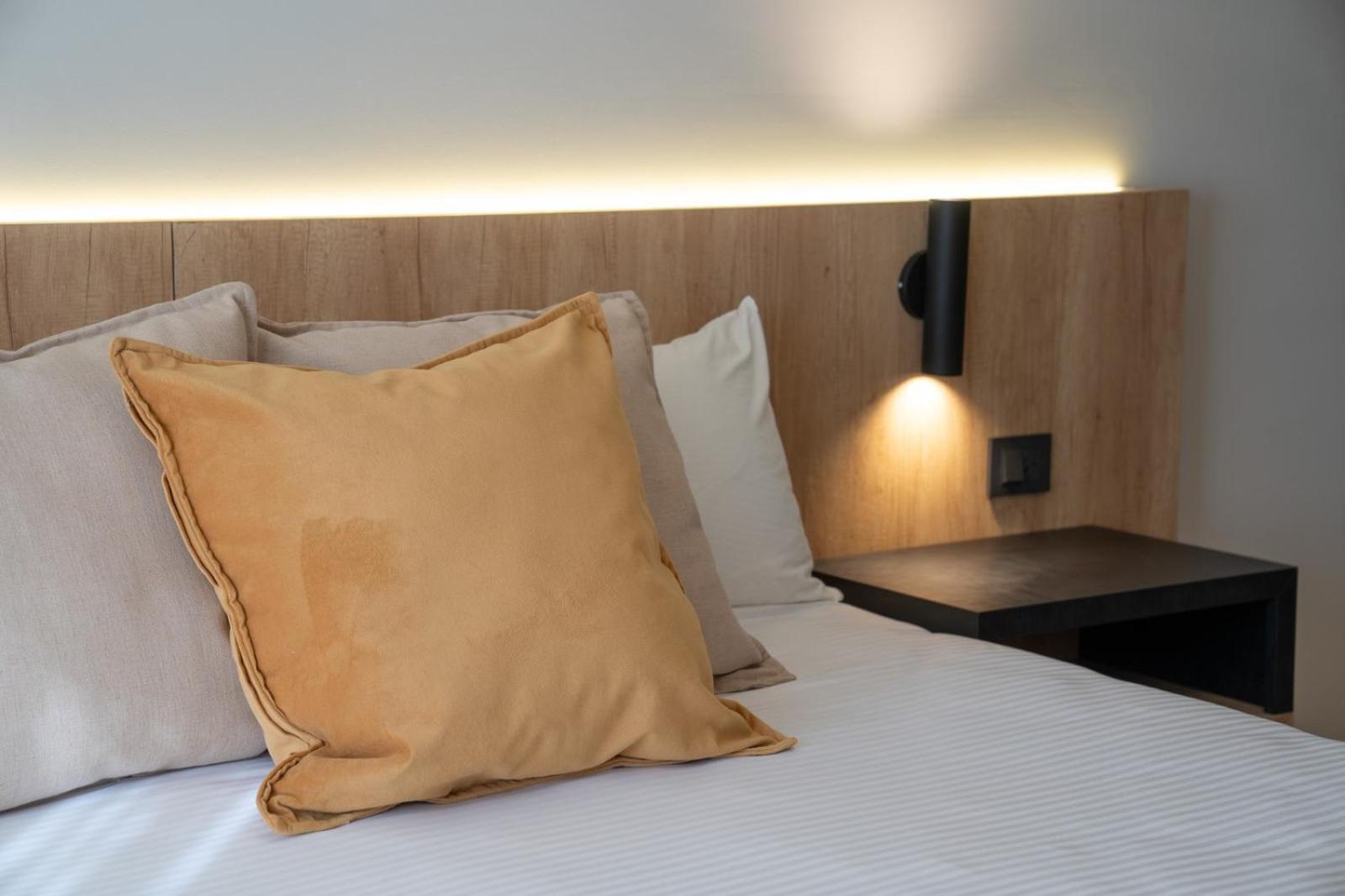 Urbana Suites Мендоса Екстериор снимка